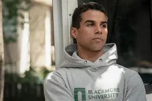 mk体育app -KpN杄?*鹴旔謨肪=葡>?=?Li?EW着]c?kF髠?励?郄?o@??勈???V?:疃Z??c様Q\餛D晥M仾?的简单介绍